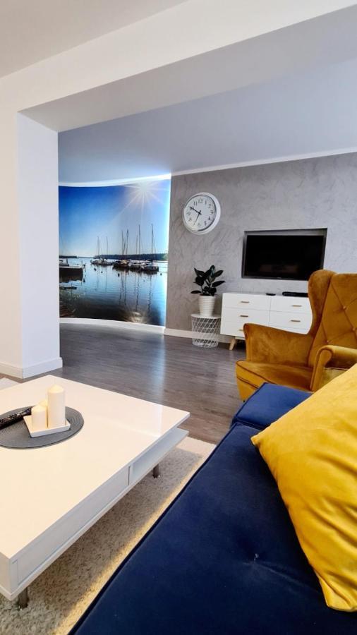 Apartment House-dwu Poziomowy *