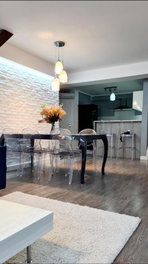 Apartment House-dwu Poziomowy Gizycko
